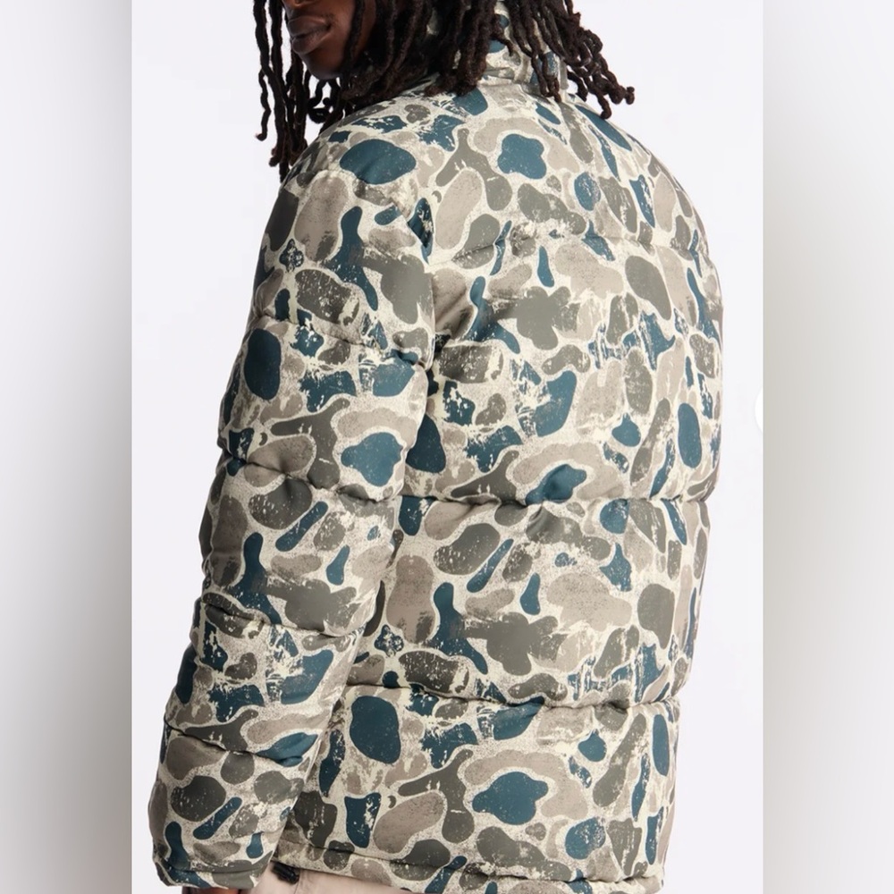 Fashion Nova Camouflage Puffer Jacket
******NEW*******